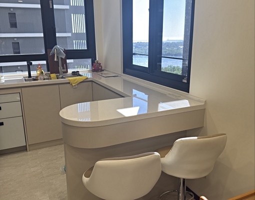 ✨高檔全新裝潢⭐電動沙發+55吋大電視兩房一廳一位含車位 - Image 6