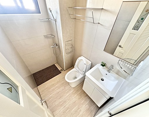 🌈可雙租補⭐12月起租⭐室內機車位⭐電梯⭐流理台⭐秀泰⭐ - Image 8