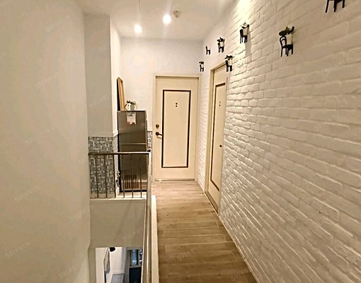 近五堵火車站屋況佳小資族溫馨大採光獨立獨洗陽台套房雙人大空間 - Image 7