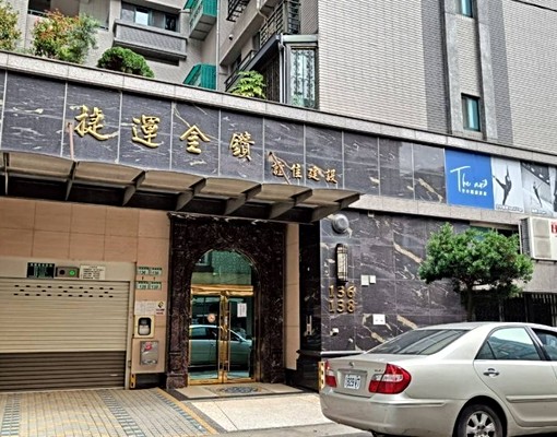 交通便利+電梯大樓大2房一卡皮箱入住就出發 - Image 3