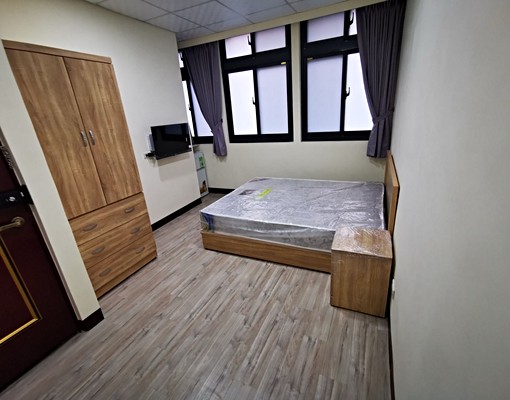 府中捷運站❤️南雅夜市❤️全新裝潢❤️租補對外窗 - Image 3