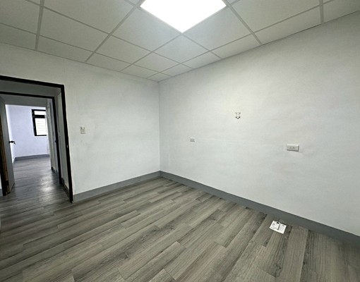 板橋❣️可入籍超便宜三房/空屋大空間採光通風/生活機能佳 - Image 4