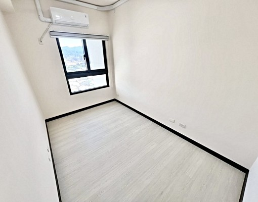 一中商圈💖4房2廳2衛💖平車位💖視野戶💖永久棟距 - Image 8