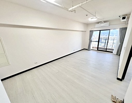 一中商圈💖4房2廳2衛💖平車位💖視野戶💖永久棟距 - Image 2