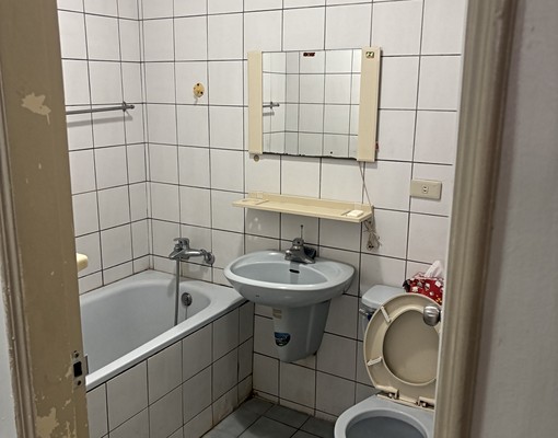 新莊昌明街30巷1樓公寓門口可停車使用坪數大含地下室 - Image 5