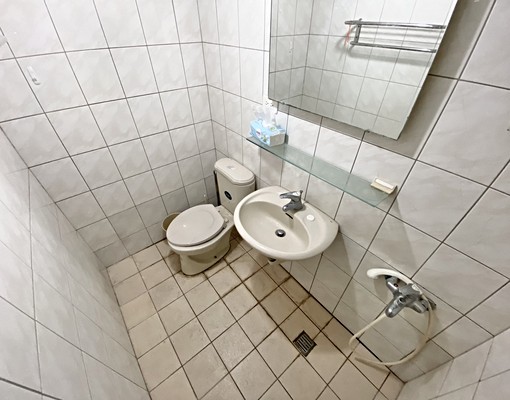 電梯獨立套房|獨洗曬陽台|24小時管理室|流理台 - Image 6