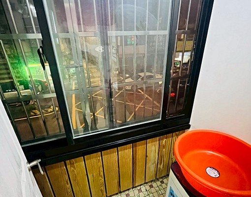 【春日路電梯套房🔥最後一間】獨立洗衣機+陽台|無菸環境 - Image 2