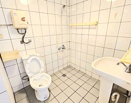 中國醫商圈💥台水電💥有陽台流理台💥24小時管理 - Image 15