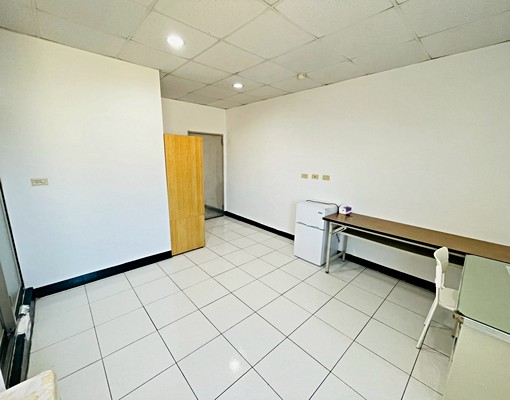 【鶯歌生活圈🔥最後一間】採光好|空間大自由度高 - Image 2