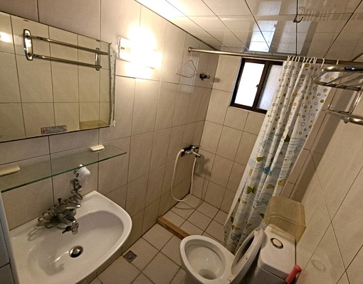 近鳳山國中/大東捷運/可租補養貓套房/室內機車位 - Image 5