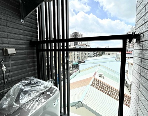 南區興大🔸系統裝潢🔸陽台獨洗🔸電梯 - Image 6