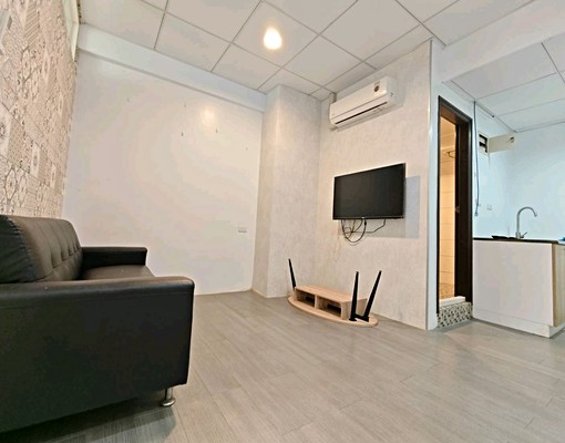 可寵勤美商圈兩房大陽台 - Image 1