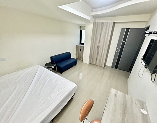 太原車站親親影城🌟全新完工🌟精緻裝潢大套房🌟電梯陽台 - Image 3