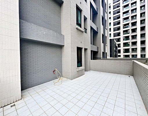 全新2房車位(近南紡) - Image 7