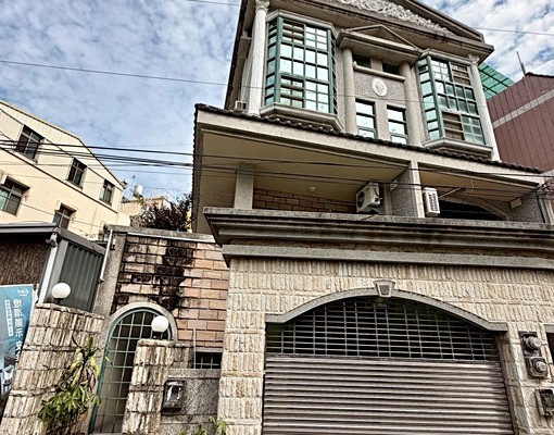 近921地震教育園區✨可租補/寵物✨兩平車✨台水電✨ - Image 2