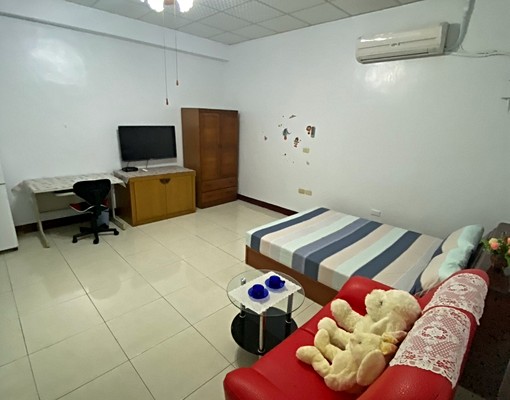 實拍竹科金山街清交大小資省錢大坪數變頻冷氣廁所對外窗獨立陽台 - Image 2