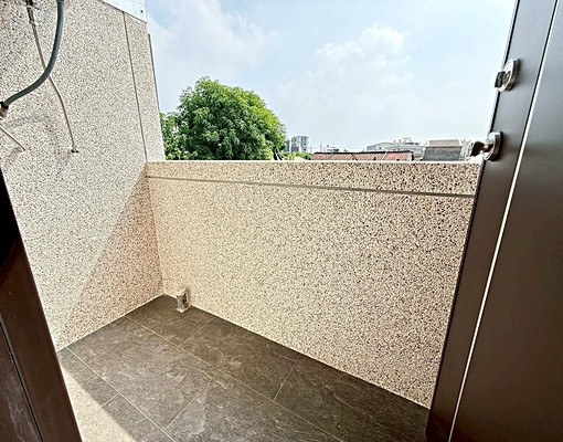 近南科/採光通風/新裝潢/乾濕分離/陽台/免爬高/環境清幽 - Image 6