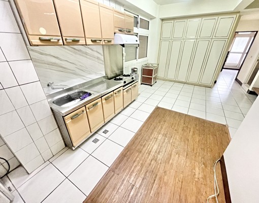 興安商圈文心路🌺超大五房全配🌺租補戶籍🌺附近停車場 - Image 11