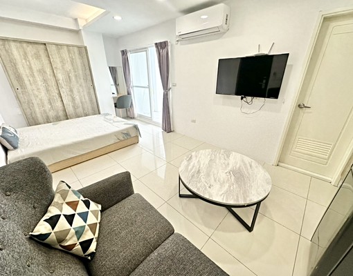 近捷運站🌟超大空間🌟大露臺獨洗曬🌟雙租補🌟水湳逢甲 - Image 2