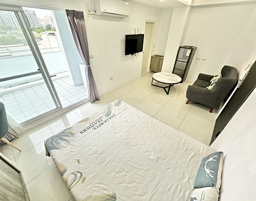 近捷運站🌟超大空間🌟大露臺獨洗曬🌟雙租補🌟水湳逢甲 - Image 7