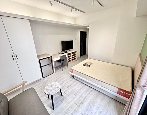 可租補🔥高採光大坪房✨全新傢俱電全配🐱可貓⭐️勤美商圈 - Image 4