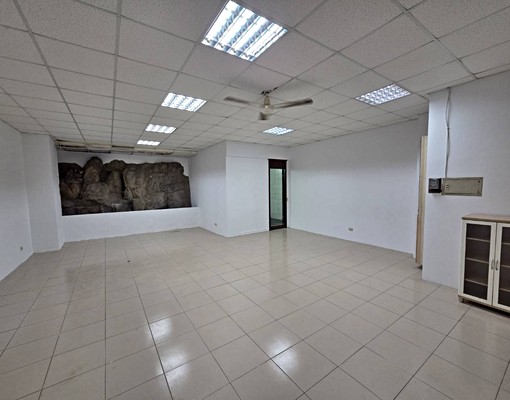 近教育大學/倉庫/辦公室/工作室/有獨立廁所 - Image 2