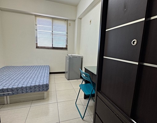 獨洗獨曬陽台|大學一號城|可租補|小資超便宜|管理室收包裹| - Image 3