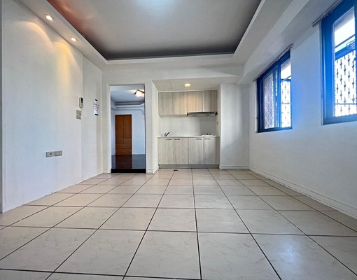 🏡西區電梯一房一廳🌟台水電🌟可租補🌟管理員🌟子母車 - Image 2