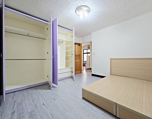 可分戶租補報稅一層一戶三房三廳有超級大陽台有天然瓦斯 - Image 9