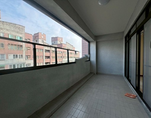 台南租屋~東區全新裝潢大三房平車 - Image 13