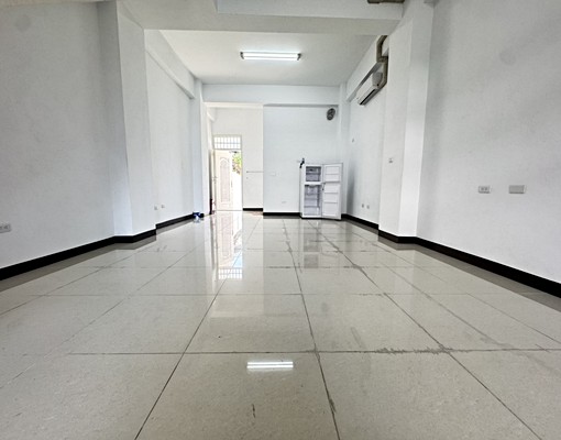 中正路上一樓出租18米路多用途 - Image 4