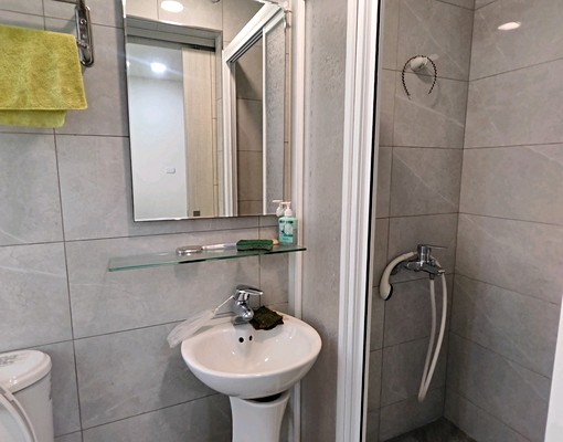 草衙捷運漁港分租套房*女性優先 - Image 7