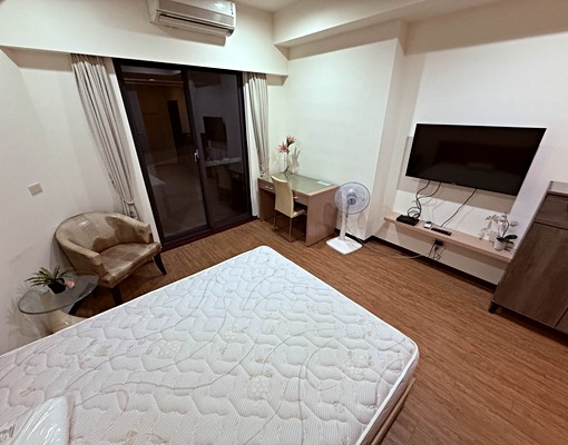 近高鐵超大電梯套房/可租補/免追垃圾車/獨洗獨曬大陽台 - Image 6