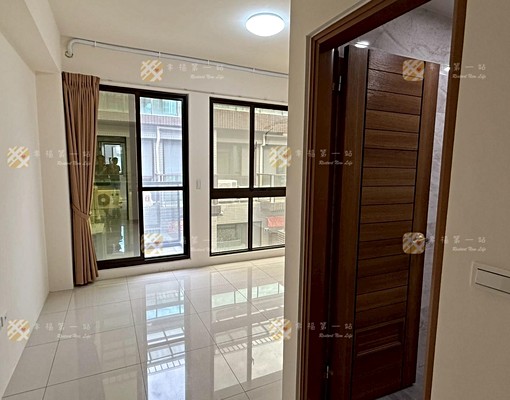 豐原全新整棟透天💖獨立車庫💖超便宜秒殺 - Image 5