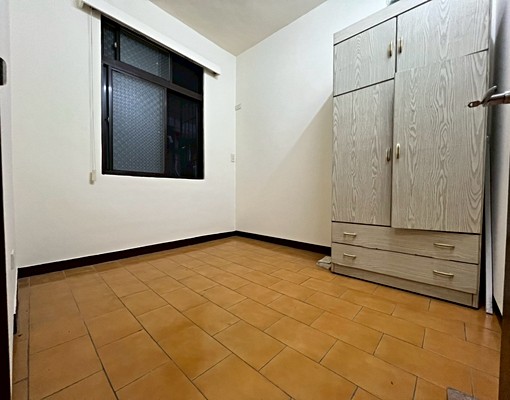 《台灣小陸》福壽街商圈~生活機能佳~近捷運三房~交通便利~ - Image 4