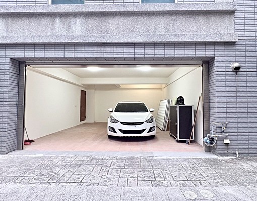 后庄八德二路整層透天3萬(含管含水) - Image 1