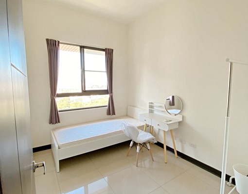 亞東醫院社區電梯大樓優質北歐風雅房出租 - Image 5