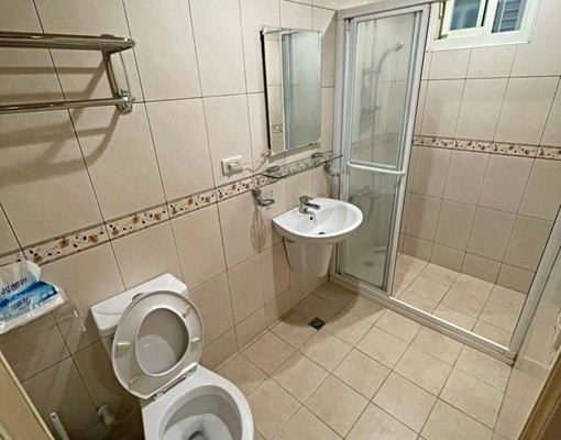 七七嚴選✨近長榮✨簡易開伙✨乾濕分離/廁所開窗 - Image 5