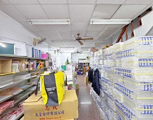 賣厝-阿卿租楠梓科學園區加昌路上賺錢金透店面(1-2樓) - Image 7