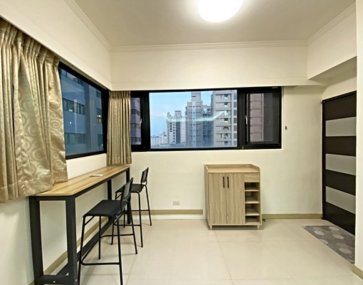 自由市場｜微笑公園旁｜2+1房含車含管、可租補 - Image 2