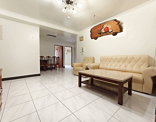 建工商圈｜採光佳大三房出租・含管理費 - Image 1