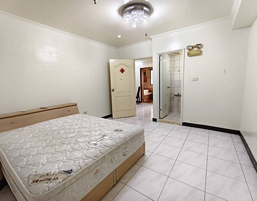 建工商圈｜採光佳大三房出租・含管理費 - Image 8