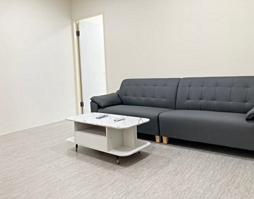 免服務費《菜寮捷運三重機捷10分鐘》有隔熱家具齊全2房美寓 - Image 3