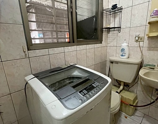 菜寮❣️獨洗曬免爬高/傢俱齊全通風佳/大空間生活機能佳 - Image 9