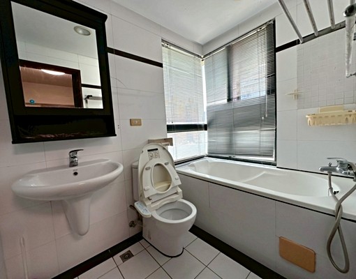 農十六稀有釋出採光優三房平車 - Image 6