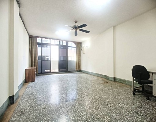 ✨可營登、租補🌈近潭子火車站📍三層樓透天🌈門前可停車 - Image 4