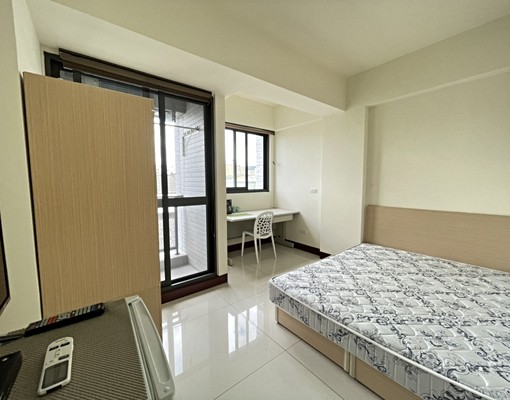 可租補✨獨洗陽台✨近勤益科大✨採光佳 - Image 1