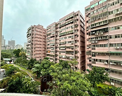 大鵬華城｜5樓明亮三房鄰全聯可租補報稅可寵限貓大家房屋小嫣 - Image 4