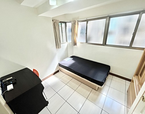 極度秒殺🍁租補入籍🍁超強採光🍁管理員 - Image 1