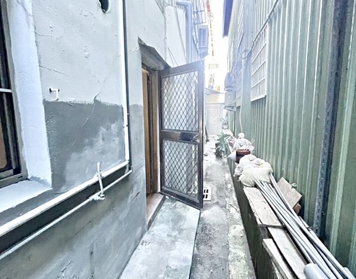 整棟二樓半🍁可寵🍁租補入籍營登🍁門前好停汽車🍁兩房 - Image 4